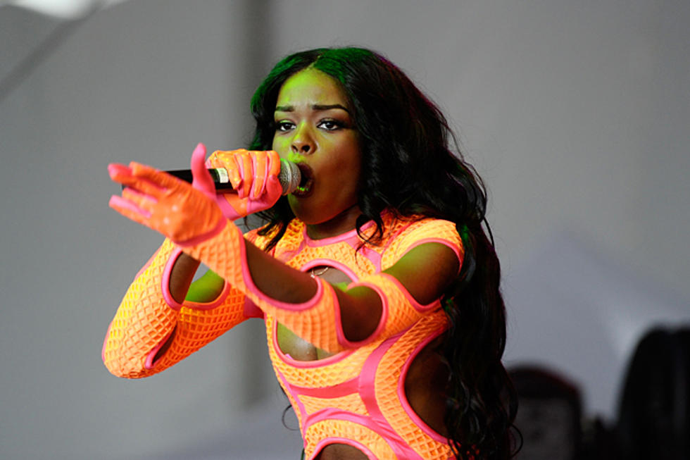 Azealia Banks Says Hip-Hop Is a &#8216;Minstrel Show&#8217;