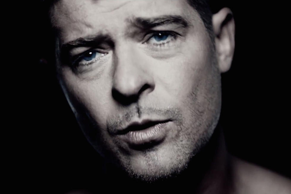 Robin Thicke Pours His Heart Out in 'Get Her Back' Video