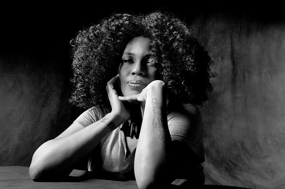 Macy Gray Proclaims Love on New Song ‘Hands’