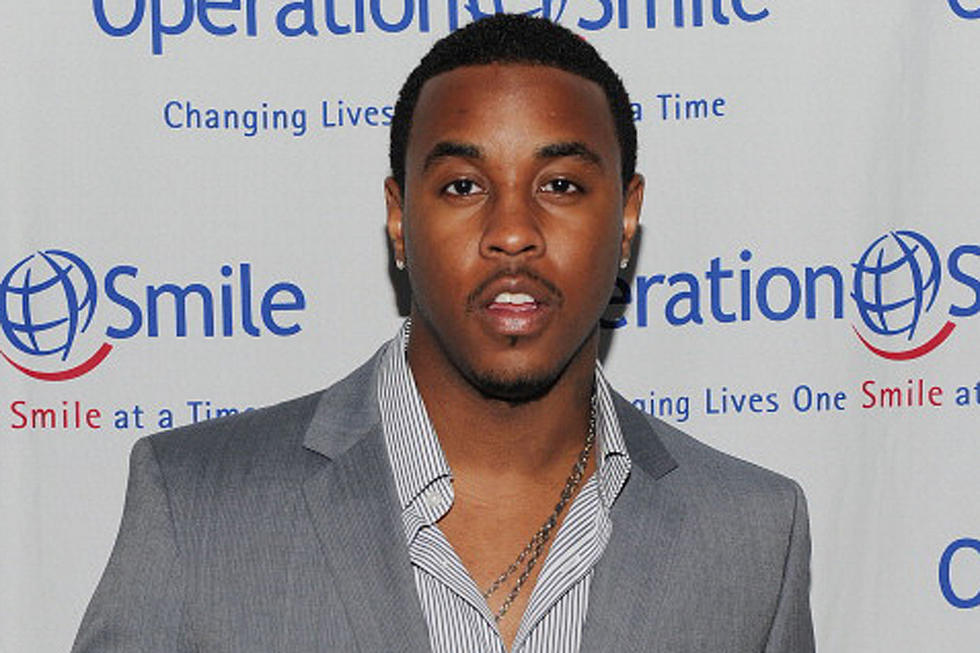 Jeremih Causes Ruckus at Fuddruckers Restaurant, Cries Racism