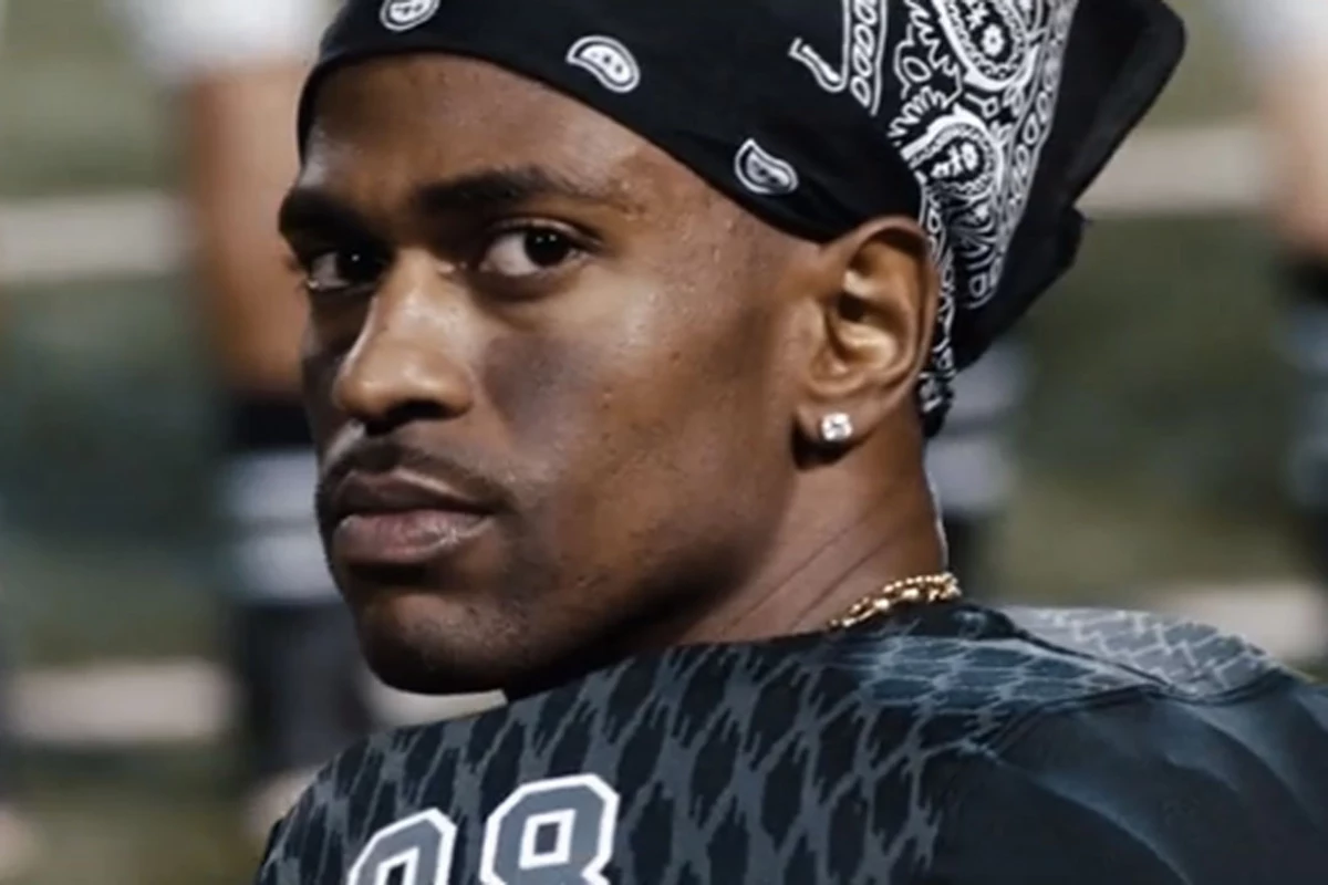 Big Sean Debuts 'I Don't F--- With You' Video With E-40