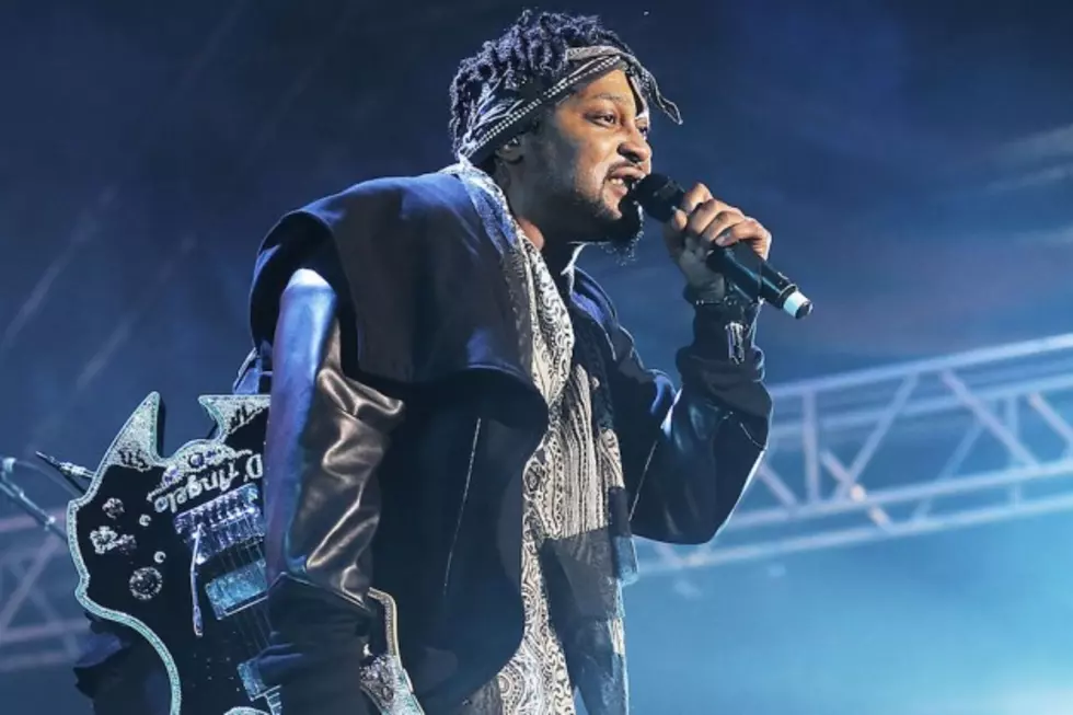 D&#8217;Angelo Releases &#8216;Sugah Daddy,&#8217; His First Song In 14 Years