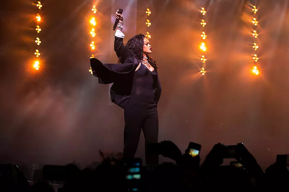 Rihanna Teases ‘FourFiveSeconds’ Video