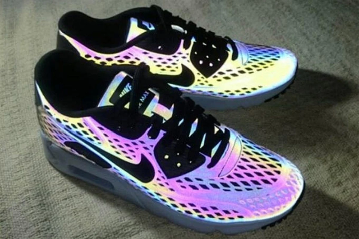 Nike Max 90 Ultra Moire Holographic