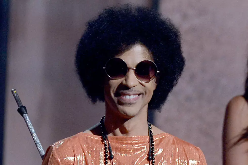 Prince Proves He&#8217;s Alive and Well at Paisley Park Dance Party [PHOTO]