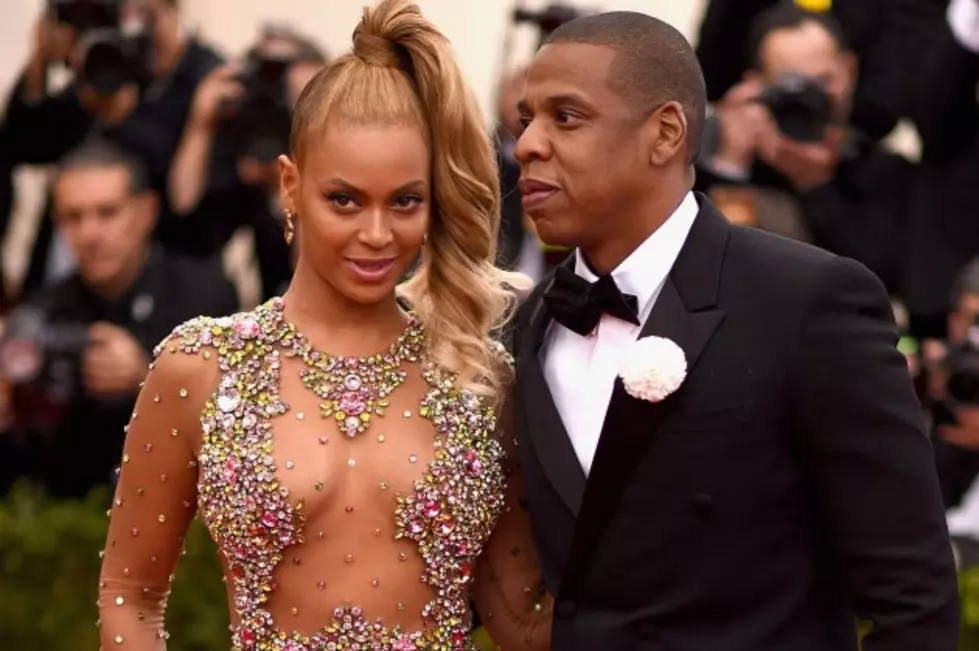 Bey &#038; Jay Silently Bail Out Baltimore Protestors [VIDEO]