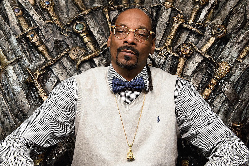 Snoop Dogg on Prince: ‘He Showed Us How to Seduce a Woman’
