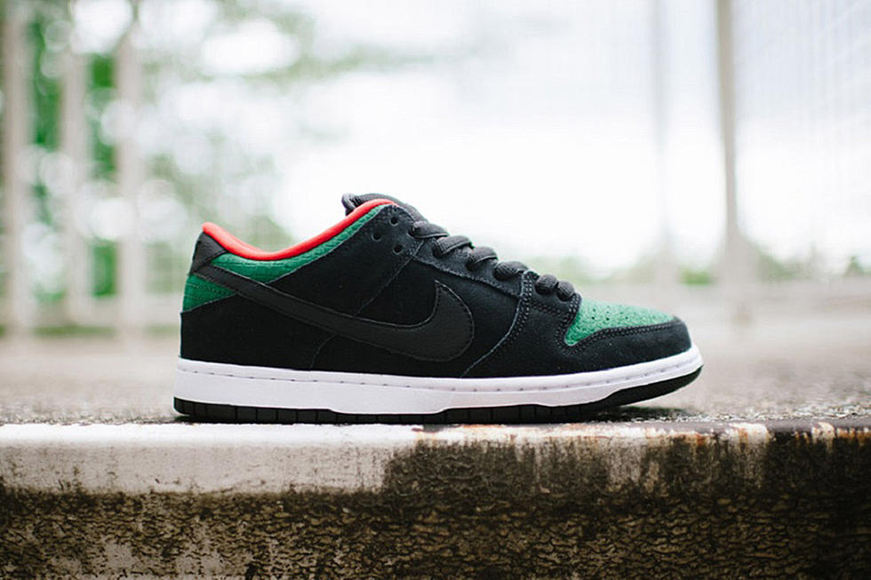 Nike SB Dunk Green Croc