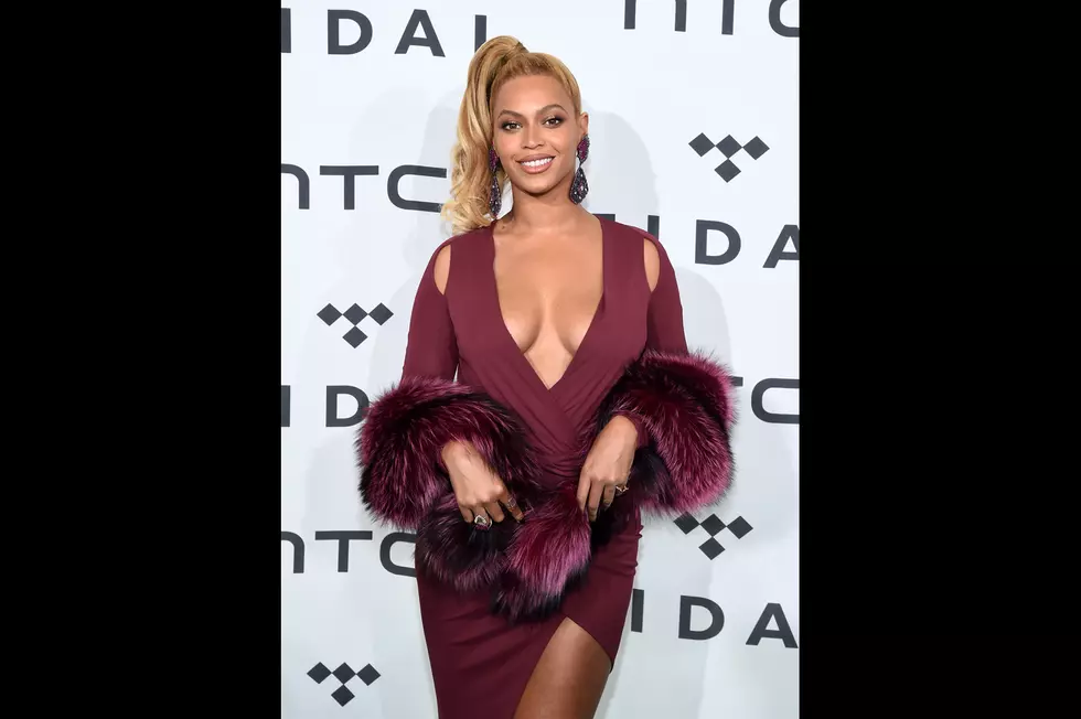 Beyonce’ Biography Says Rihanna Is The Reason Behind The Elevator Assault
