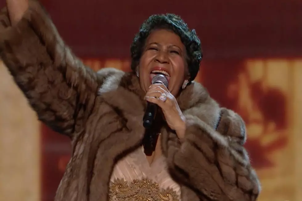 Aretha Franklin Delivers Powerful Rendition of ‘Natural Woman’ [VIDEO]