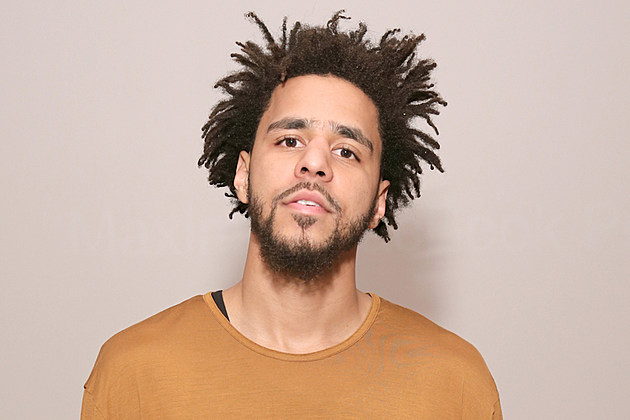J. Cole Gifts Three Fans Early Copies of &#8216;Revenge of the Dreamers 2&#8242; Project