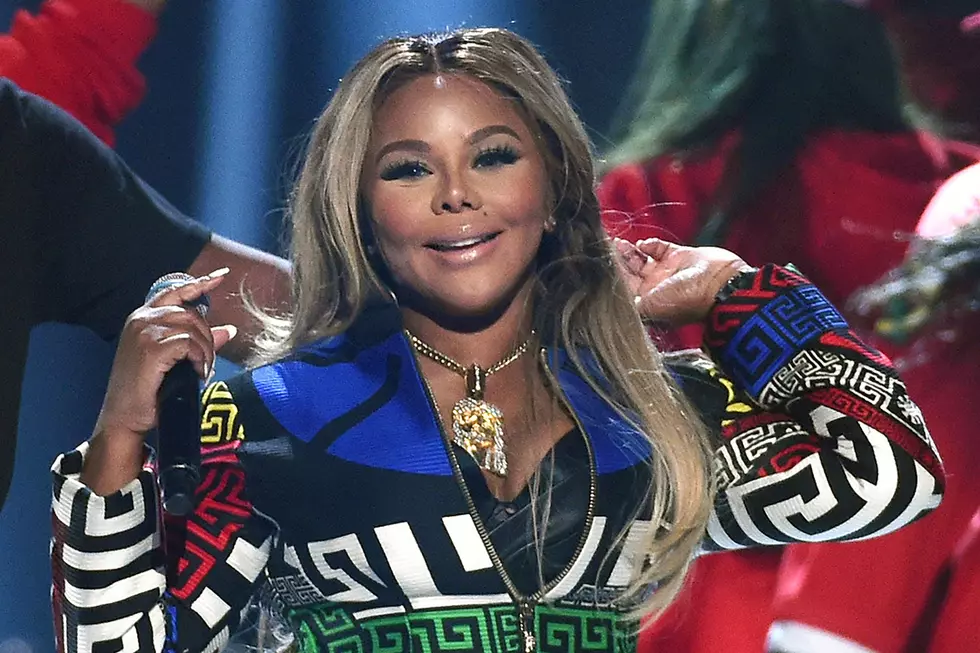 Lil Kim Announces New Album in 2016, Drops Bold Song 'That Bitch' [VIDEO]