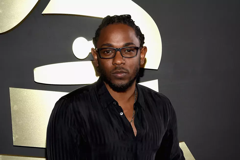 Kendrick Lamar Wins Best Rap Album at 2016 Grammy Awards, Shouts Out Nas  and Snoop Dogg