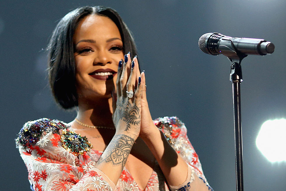 Rihanna Kicks Off 'Anti' Tour