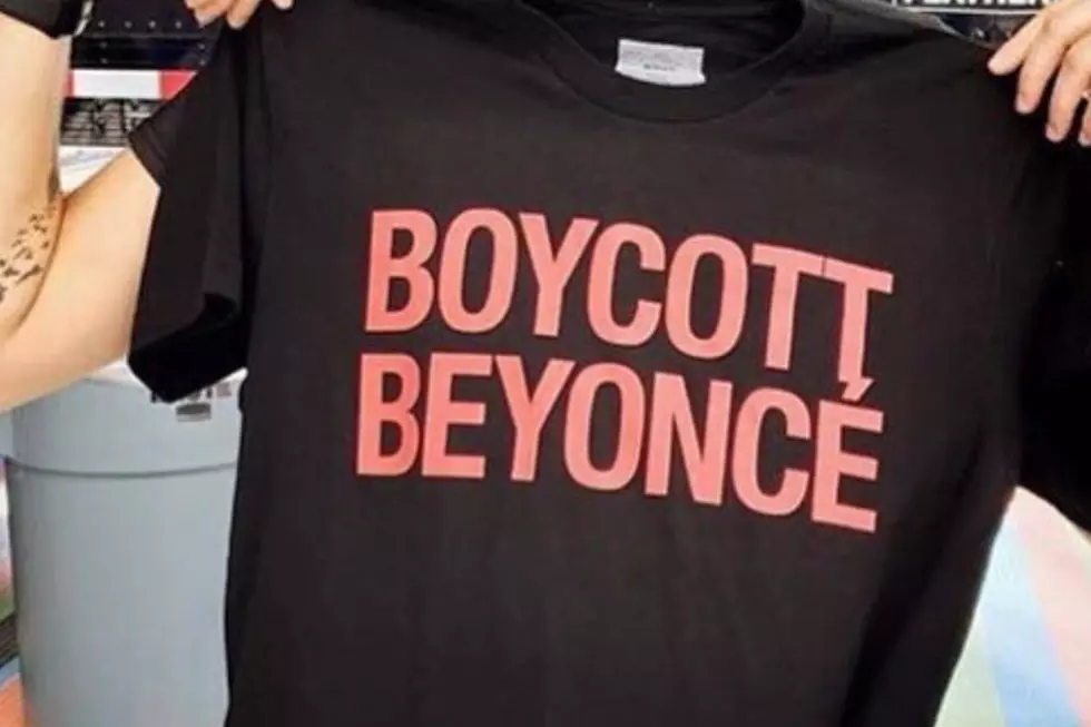 Beyonce’s ‘Boycott Beyonce’ Merchandise a Hot Item on ‘Formation’ World Tour