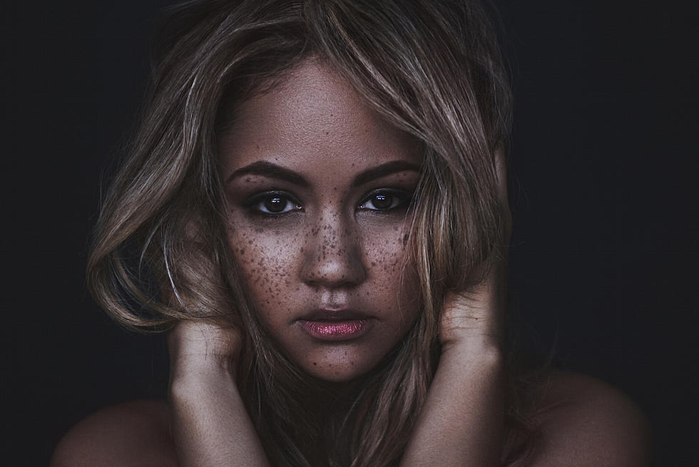Kat DeLuna On Social Media Addiction, Watching Her Fans and ‘Loading’