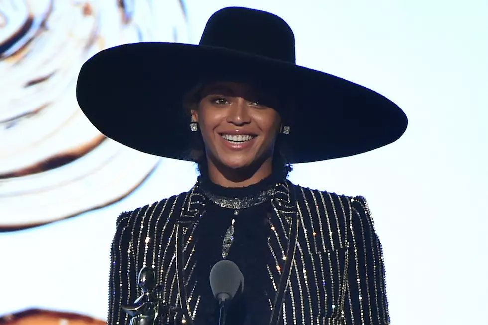 Beyonce Delivers Powerful Speech at CFDA Awards: &#8216;Soul Has No Color, No Shape, No Form&#8217;