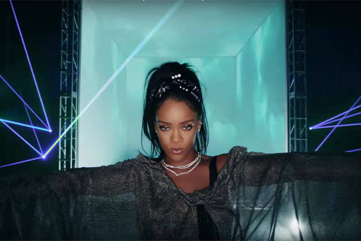 Rihanna Continues to be Flawless and Carefree in 'This is What You Came ...