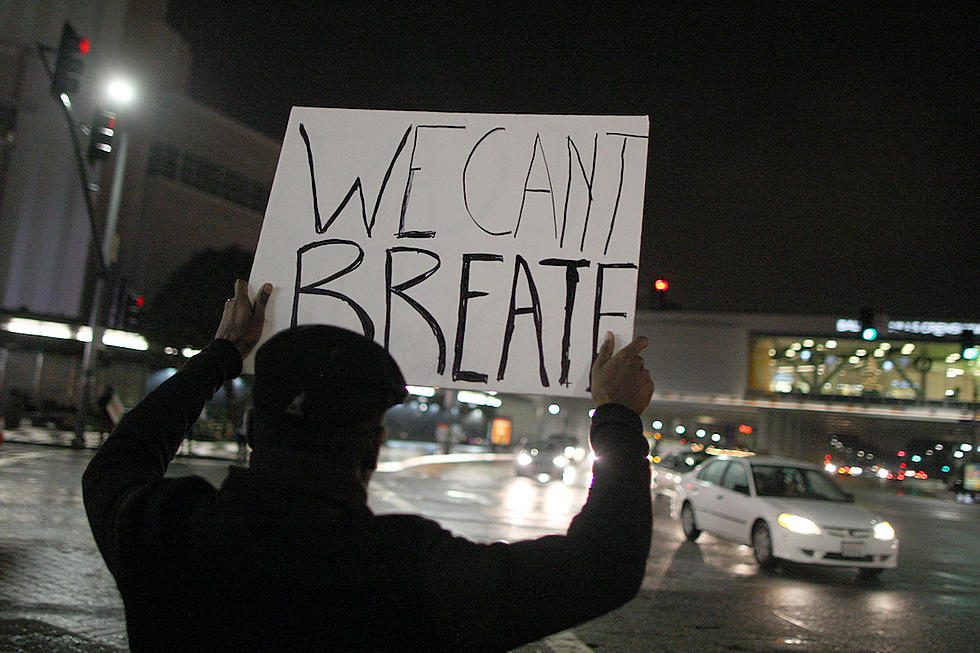 Eric Garner's Family Releases Anti-Police Brutality Song  'I Can't Breathe'