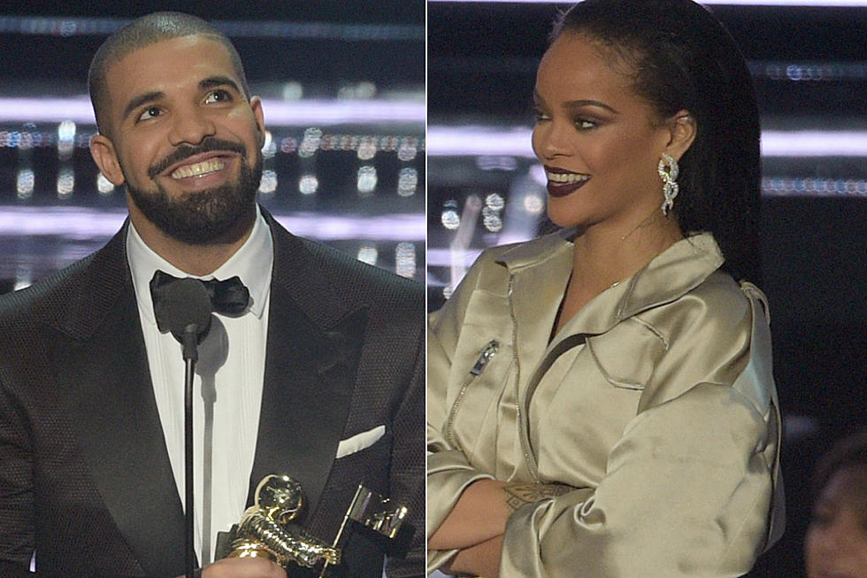 Drake and Rihanna Had an Intimate Dinner Last Night, Are They Finally a Couple?