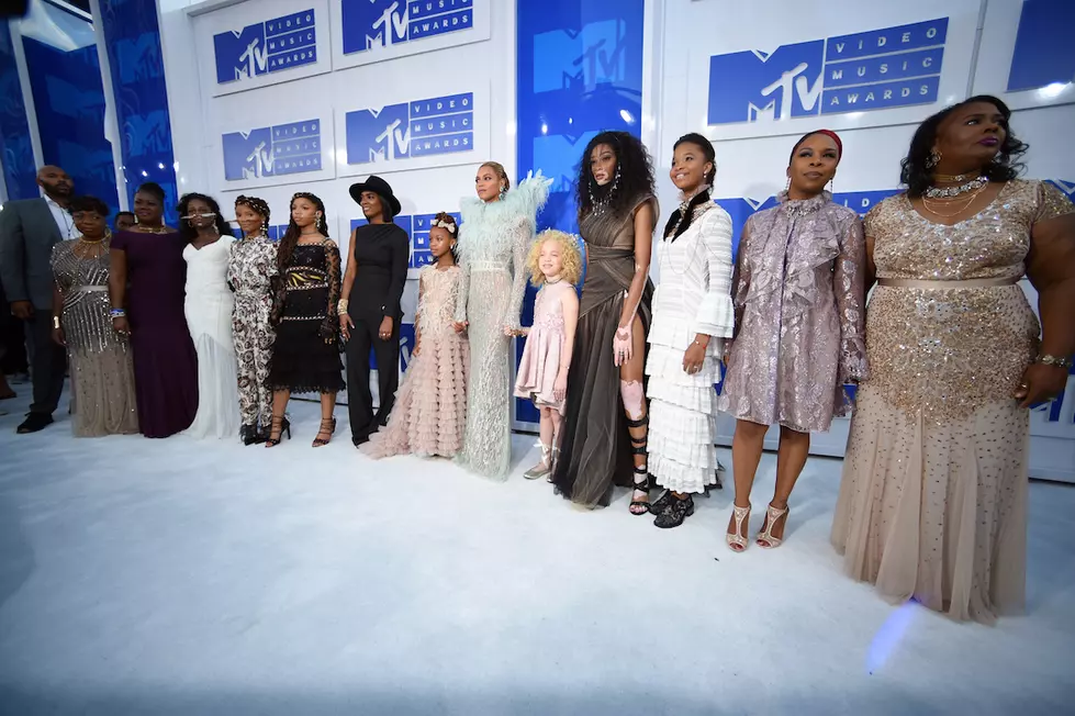 Beyonce Brings Mothers of the Movement to 2016 MTV Video Music Awards