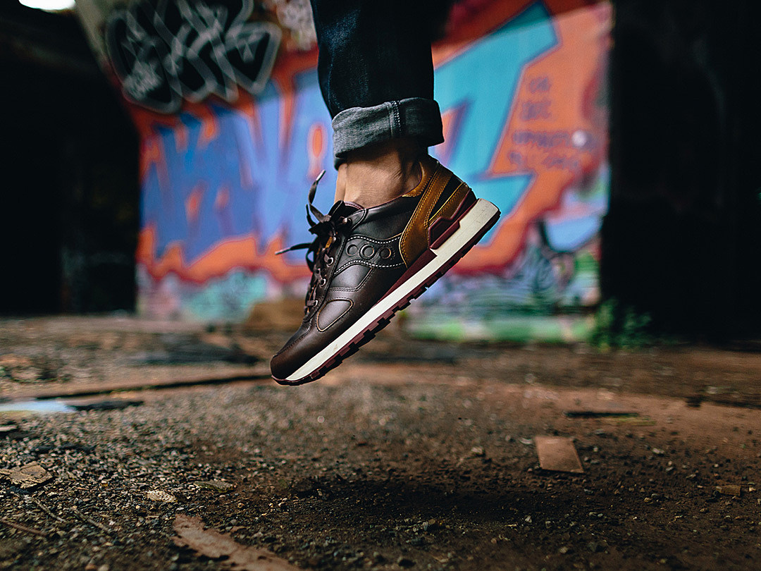 saucony wolverine shadow