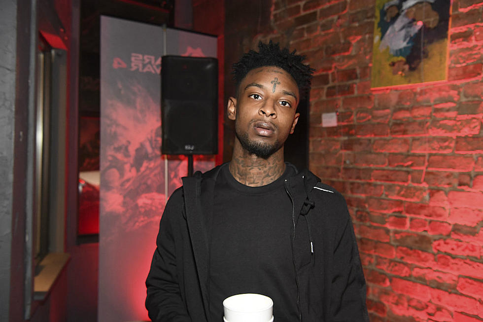 21 Savage Shreds Critics for Calling Him &#8216;Gay': &#8216;I Dare a N&#8212; to Try Me&#8217;