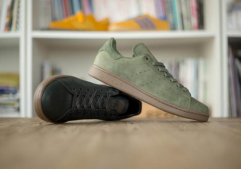 Size? x adidas Stan Smith Winterized