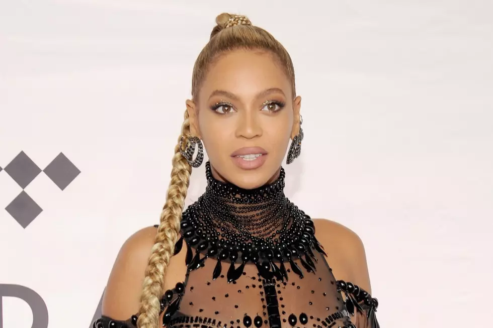 Beyonce Is Pregnant With Twins, Shares Baby News on Instagram [PHOTO]
