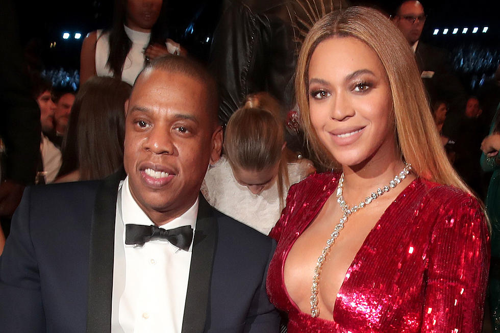 Jay Z and Beyonce Making Elevators Look Classy