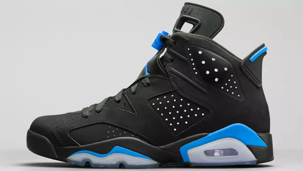 Air Jordan 6 UNC Black