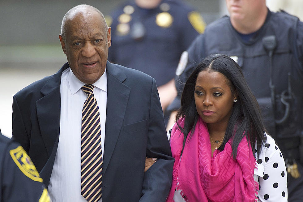 Keshia Knight Pulliam Escorts Bill Cosby on First Day of His Sexual Assault Trial
