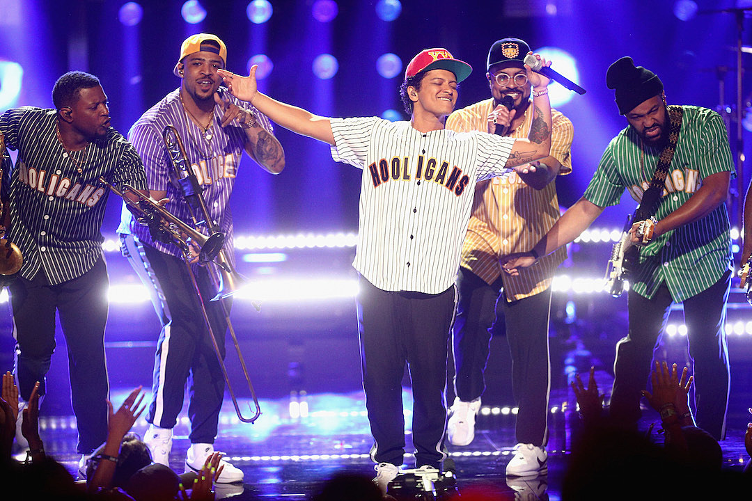 Bruno Mars Talks 'Live at the Apollo' TV Special