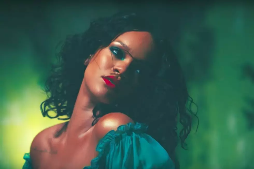 Rihanna&#8217;s Latest Hook-Up Identified!