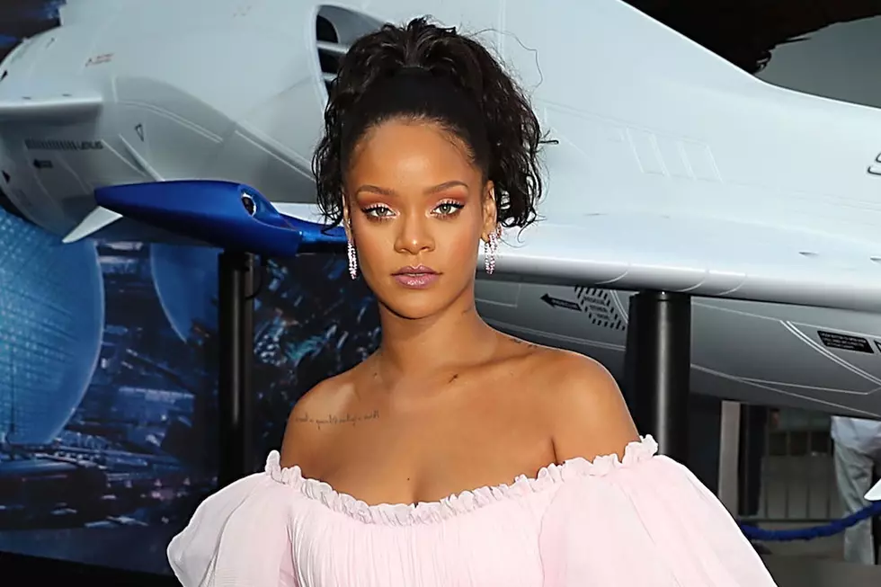 Rihanna Meets With French President to Discuss Global Education [PHOTO]