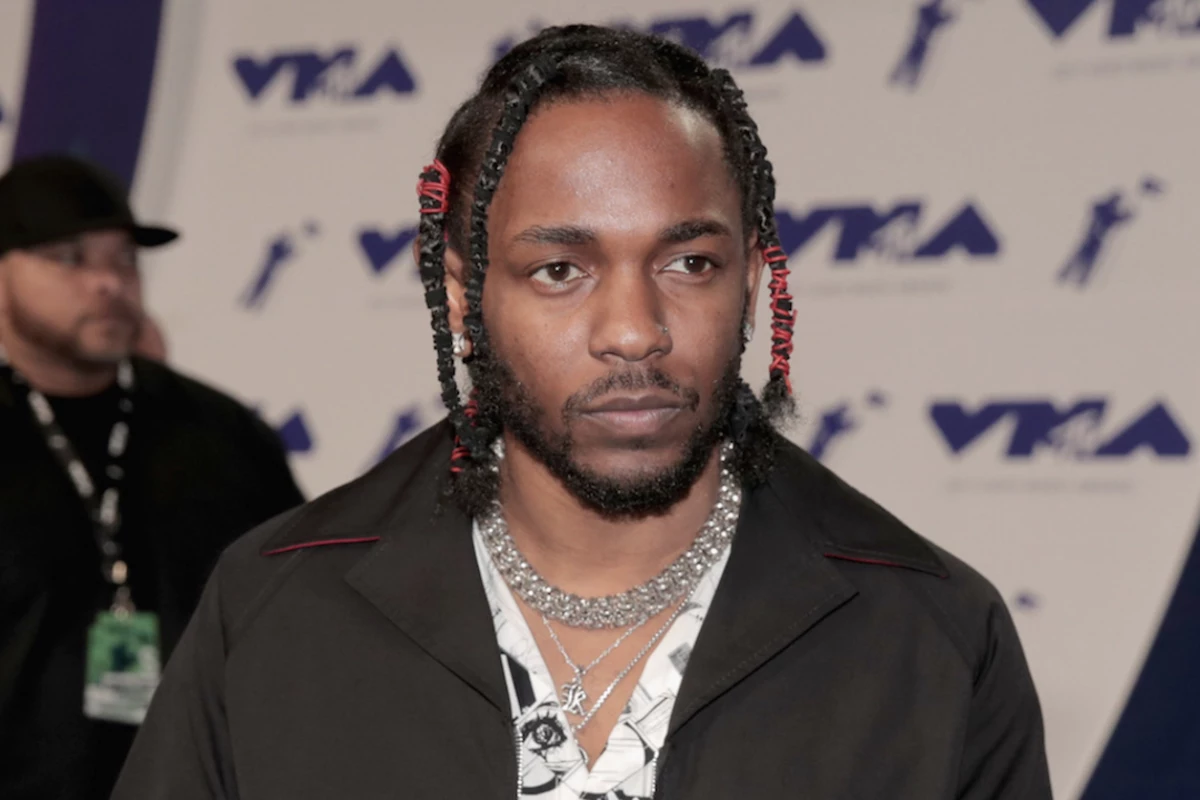 Kendrick Lamar's 'Humble.' Surpasses One Million Downloads
