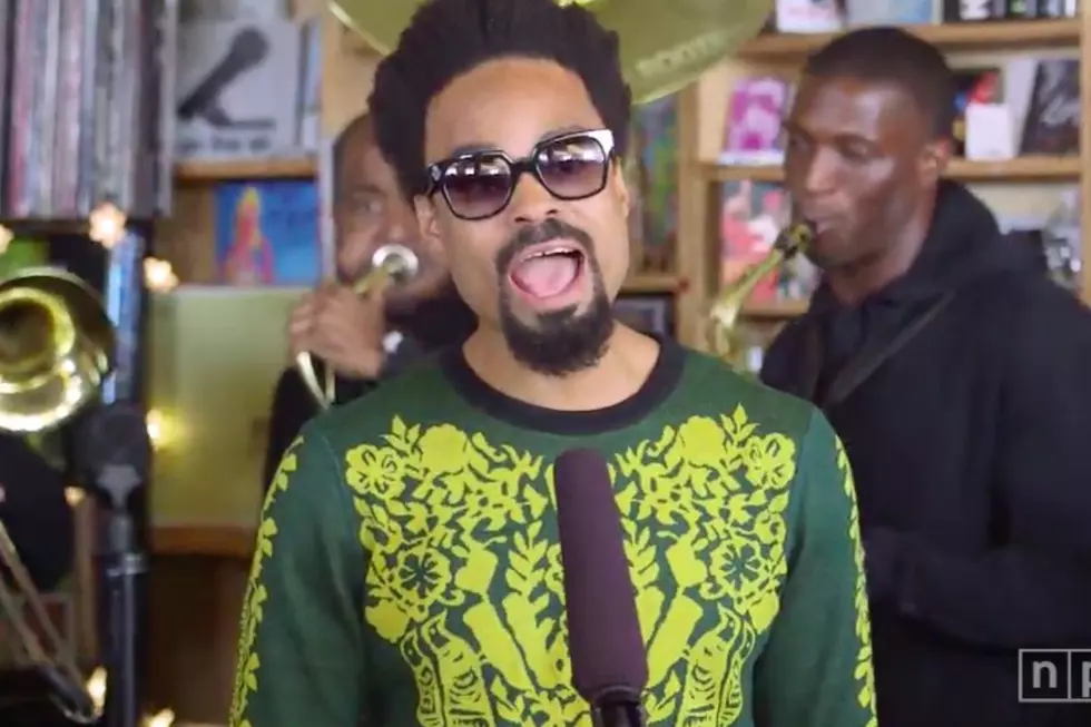 Watch The Roots and Bilal's Incredible Performance on 'Tiny Desk'