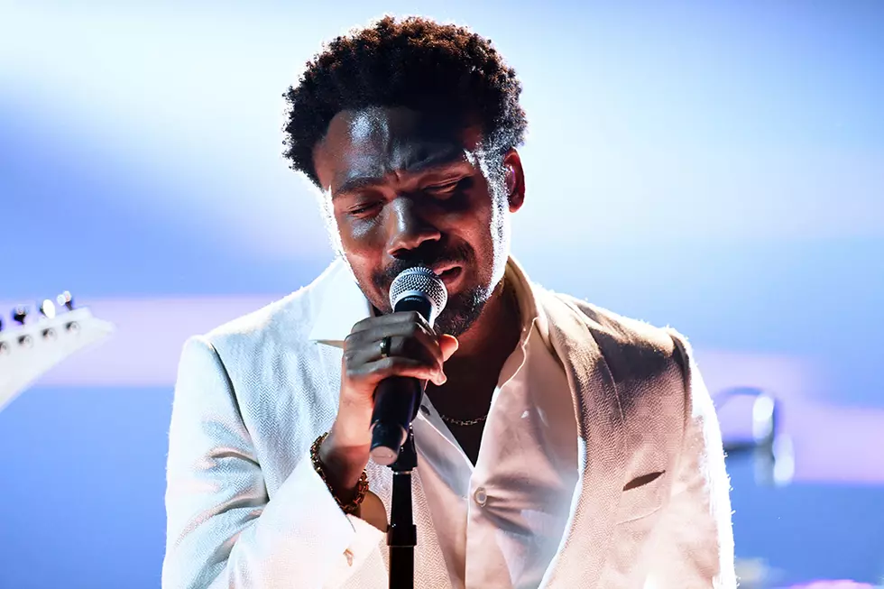 Childish Gambino Delivers Soulful Performance of &#8216;Terrified&#8217; at 2018 Grammy Awards