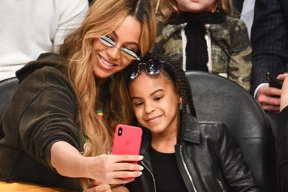 Beyonce and Blue Ivy Go Shopping at Target [PHOTOS]