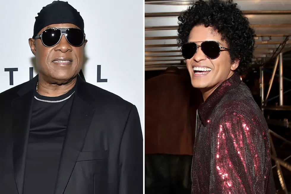 Stevie Wonder Says Bruno Mars Is Not a Cultural Appropriator [VIDEO]