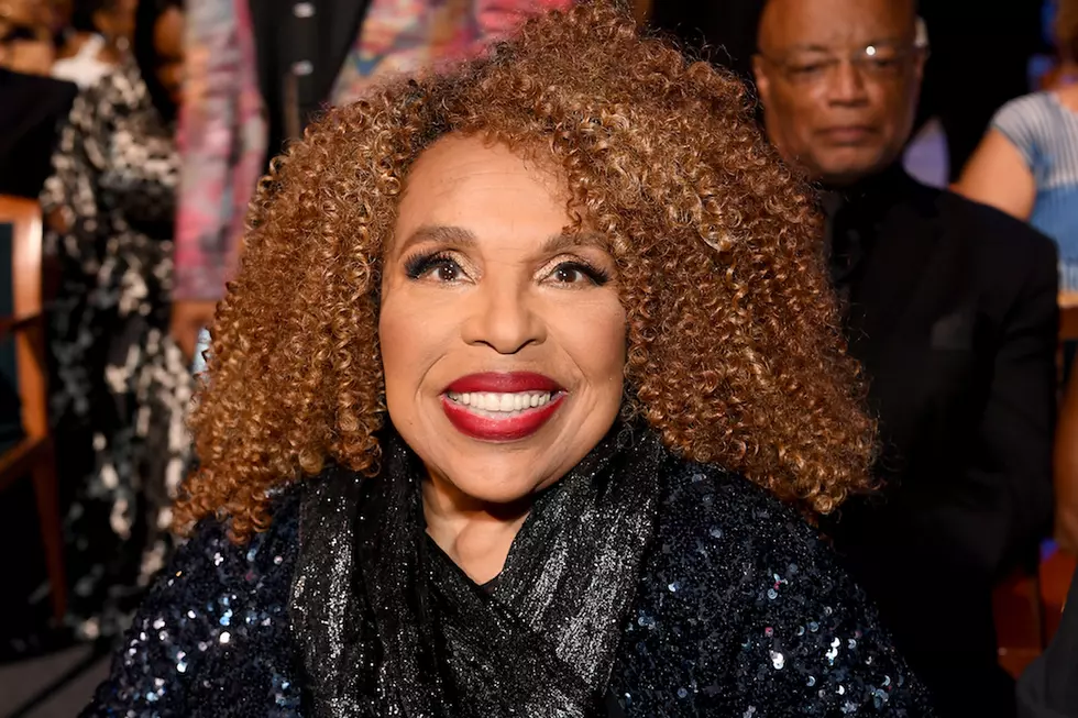 Roberta Flack Recovering After Being Rushed to Hospital from Apollo Theater