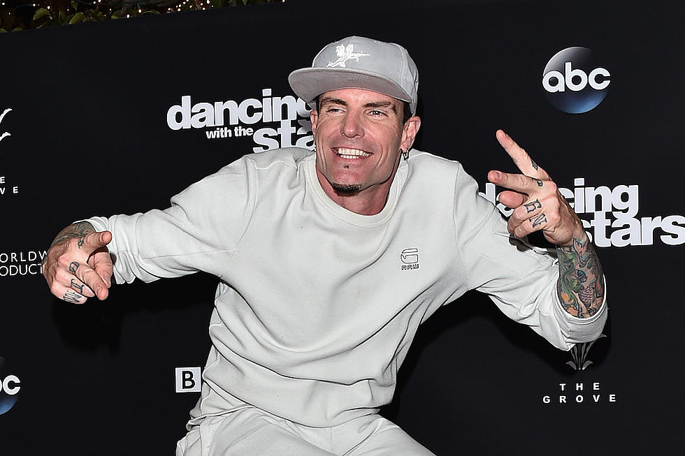 Vanilla Ice Fan Falls Off Stage While Taking a Selfie [VIDEO]