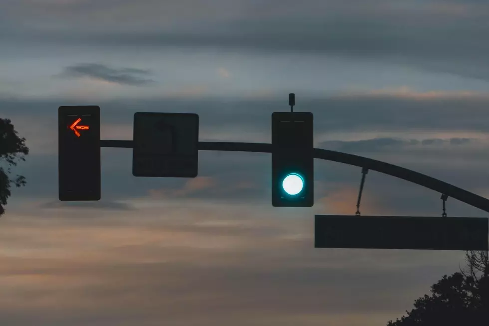 Is It Legal to Turn Left on Red in Montana?  No, but Also Yes