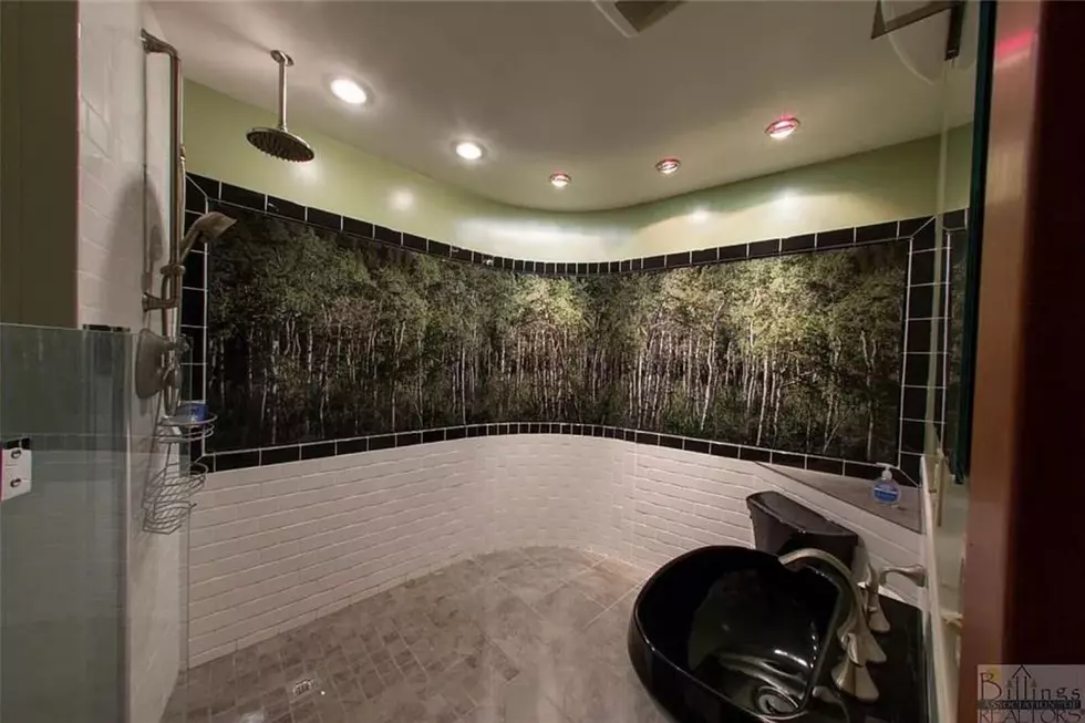 Photo via Zillow. Listed by Shonna Ruble, Freedom Real Estate