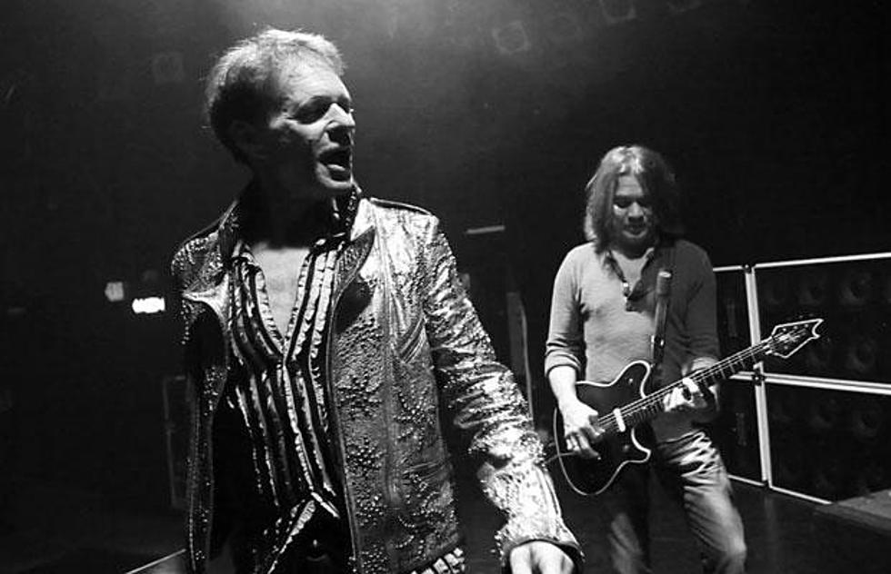 Van Halen&#8217;s new song with David Lee Roth, Love it or Hate it? [POLL]