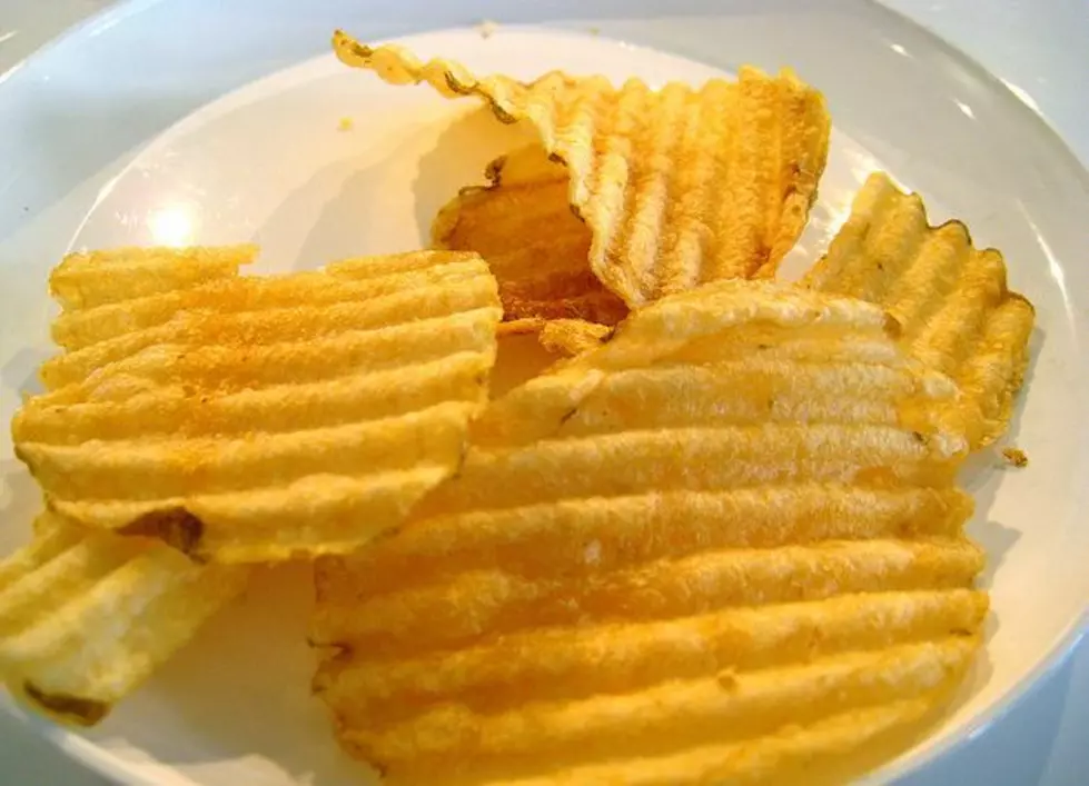 Mike’s the Stupid News:  Cops Catch Thief by Following Trail of Potato Chips