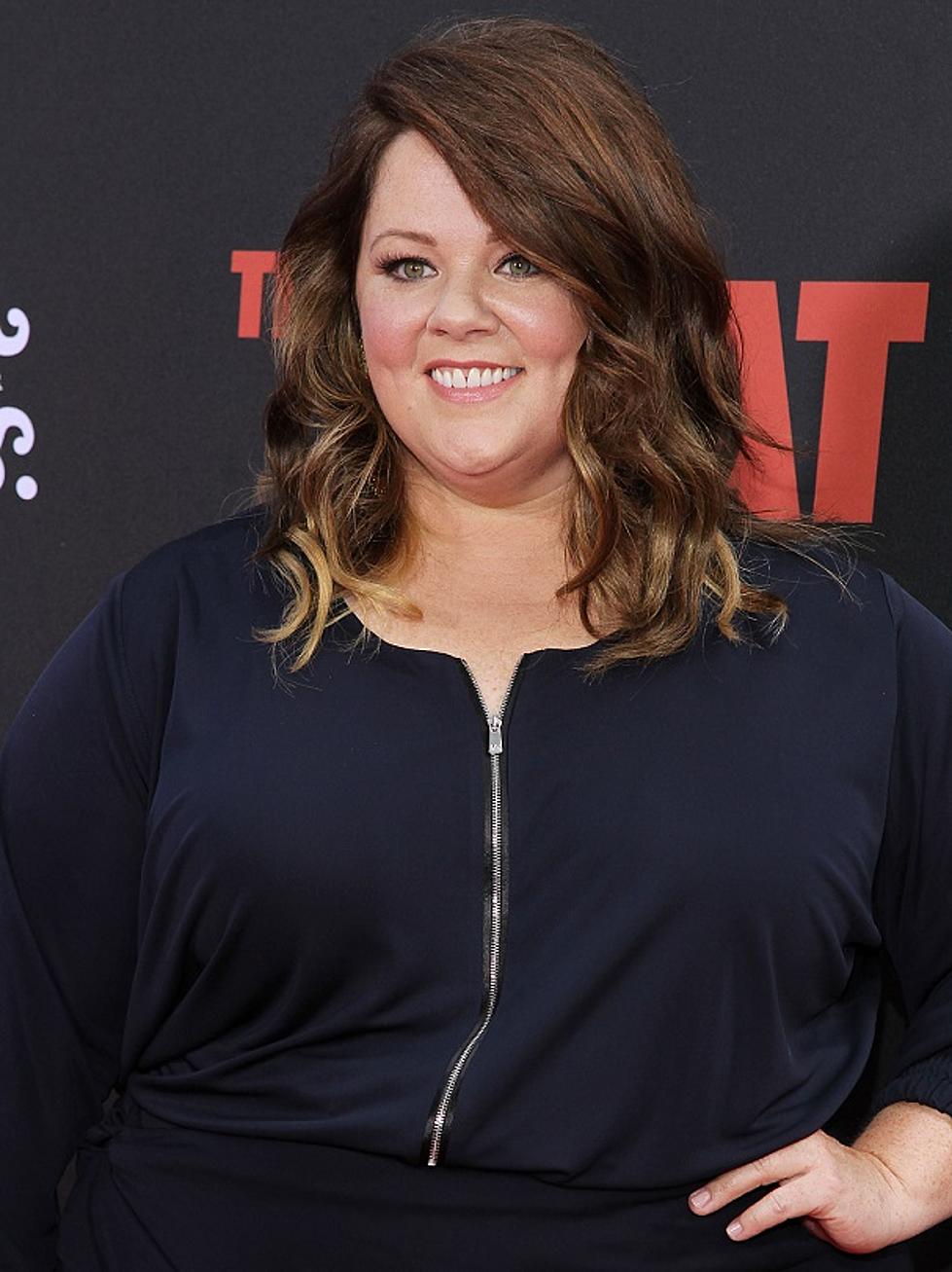 Hollywood Dirt &#8211; Did &#8216;Elle&#8217; Cover up Melissa McCarthy Because She&#8217;s Full-figured?