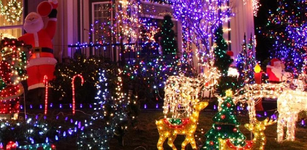 Where to Look at Christmas Lights in El Paso