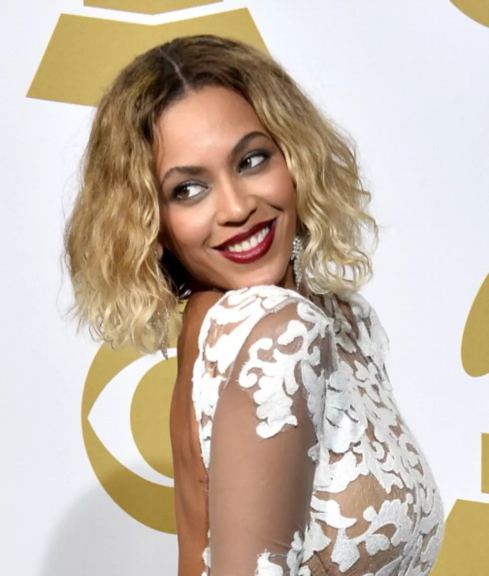 Beyonce Wows in Lace