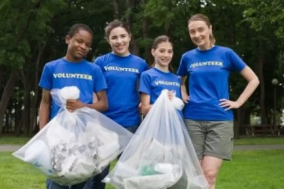 Local Elementary School Gets Second Bench Made Completely of Recycled Bags